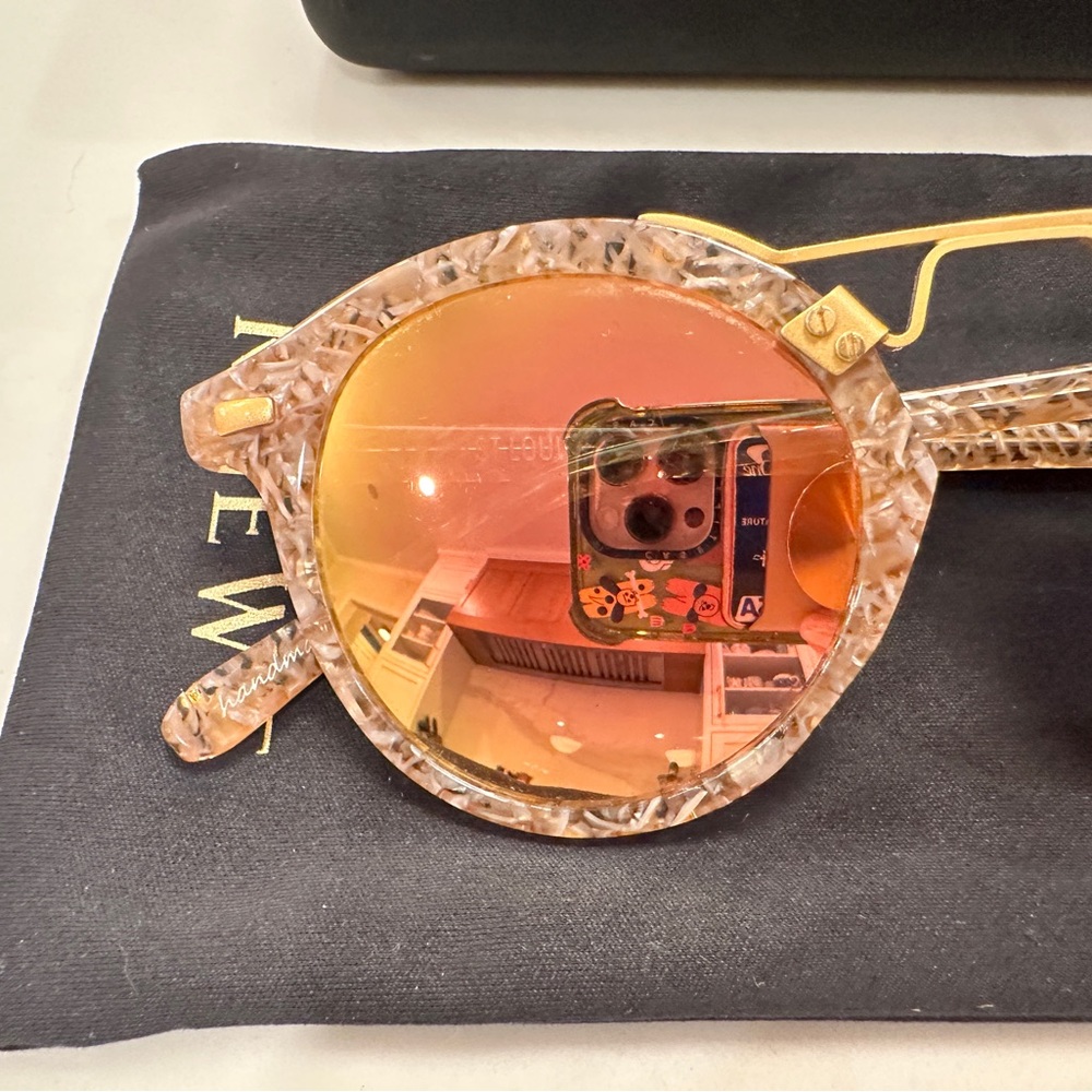 KREWE St. Louis Mirrored Sunglasses with Gold Bridge and Rose Lenses - Picture 7 of 10